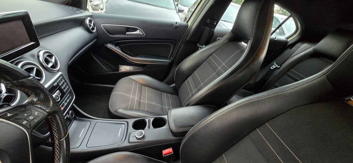 Mercedes-Benz Classe A 180 d Automatic Premium (5)
