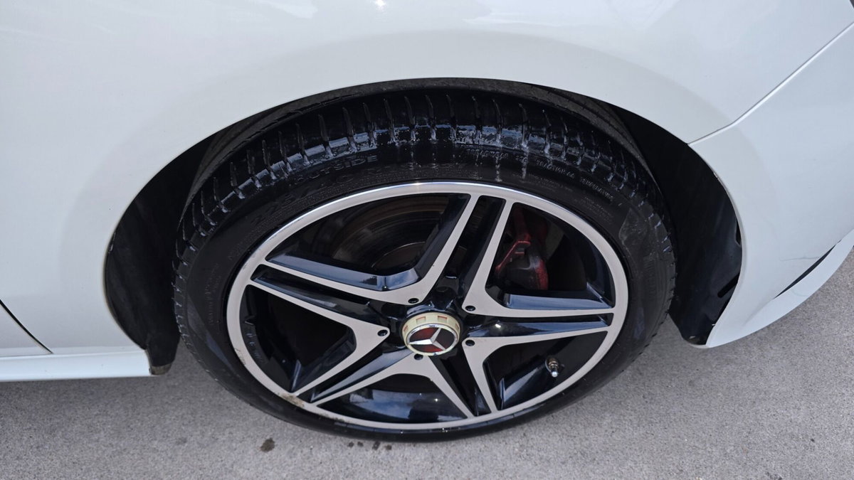 Mercedes-Benz Classe A 180 d Automatic Premium (10)