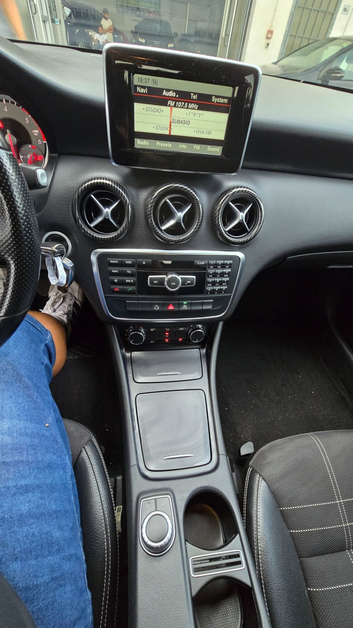 Mercedes-Benz Classe A 180 d Automatic Premium (14)