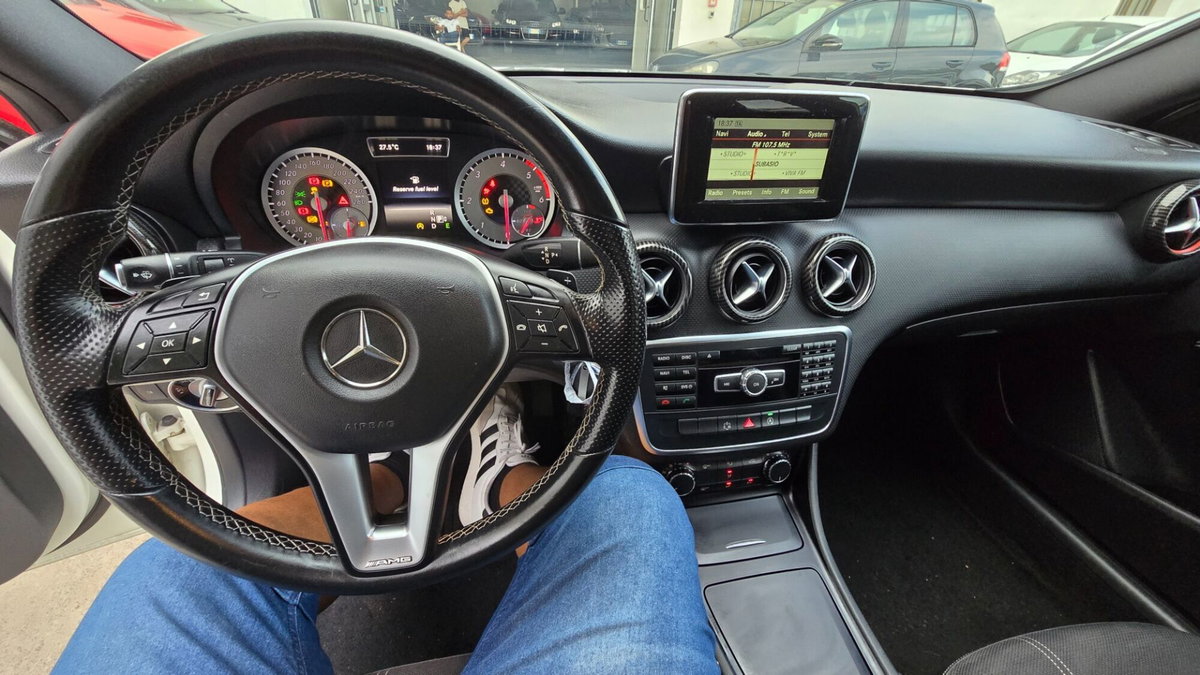 Mercedes-Benz Classe A 180 d Automatic Premium (15)