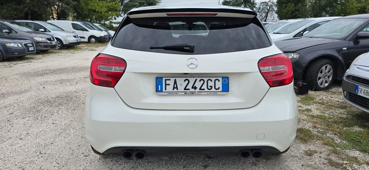 Mercedes-Benz Classe A 180 d Automatic Premium (3)