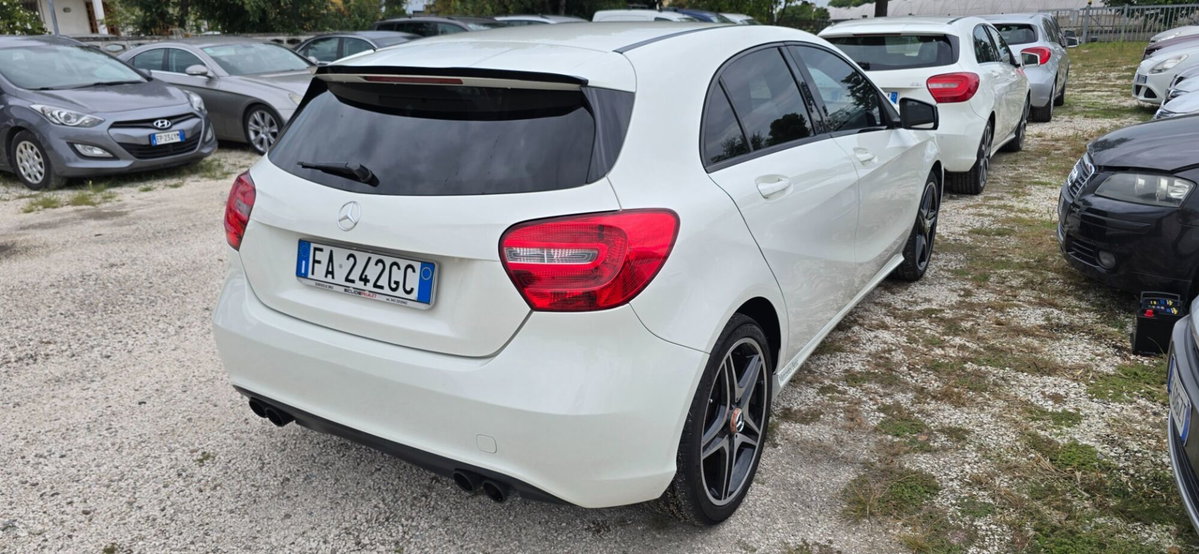 Mercedes-Benz Classe A 180 d Automatic Premium (4)