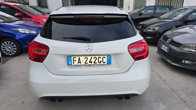 Mercedes-Benz Classe A 180 d Automatic Premium (8)