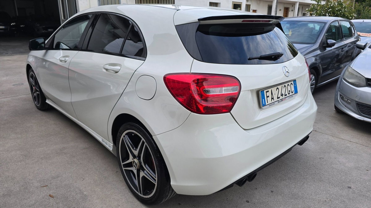 Mercedes-Benz Classe A 180 d Automatic Premium (9)