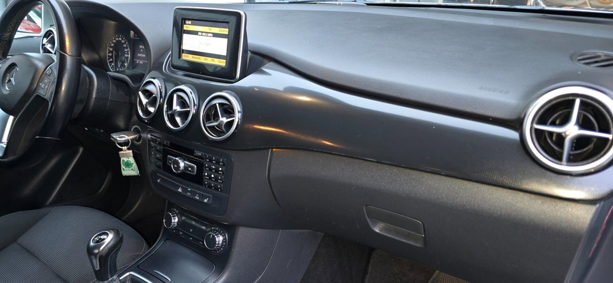 Mercedes-Benz Classe B 180 CDI Sport (13)
