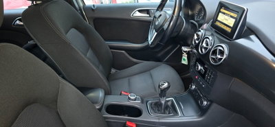 Mercedes-Benz Classe B 180 CDI Sport (14)