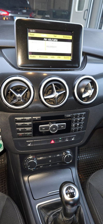 Mercedes-Benz Classe B 180 CDI Sport (19)