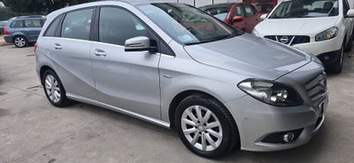 Mercedes-Benz Classe B 180 CDI Sport (4)
