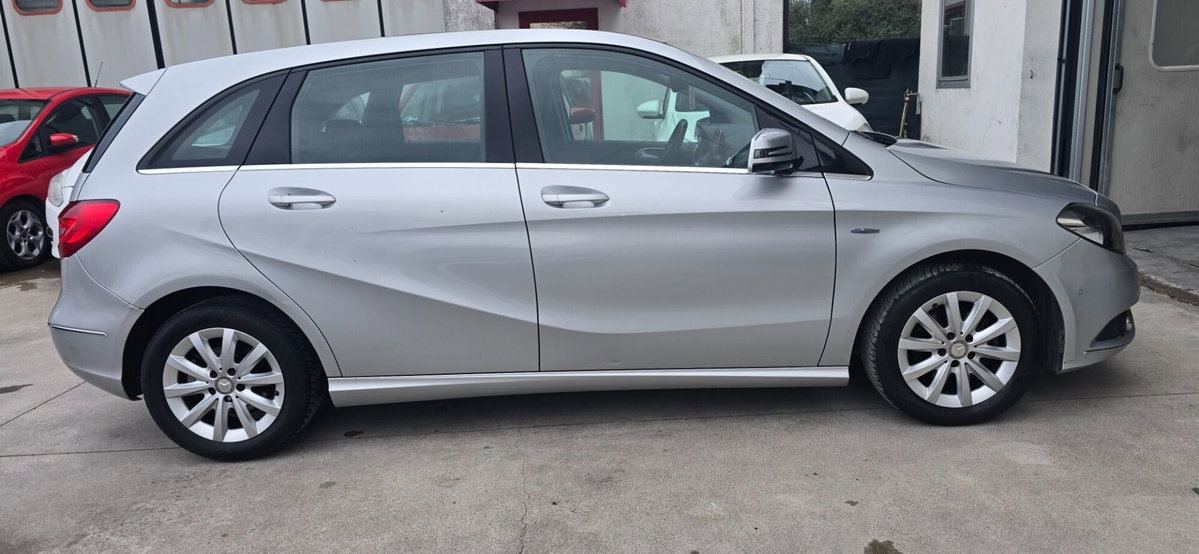 Mercedes-Benz Classe B 180 CDI Sport (5)