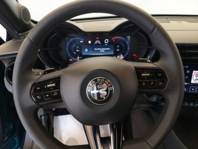 Alfa Romeo Junior 1.2 ibrida 145cv edct6 (13)