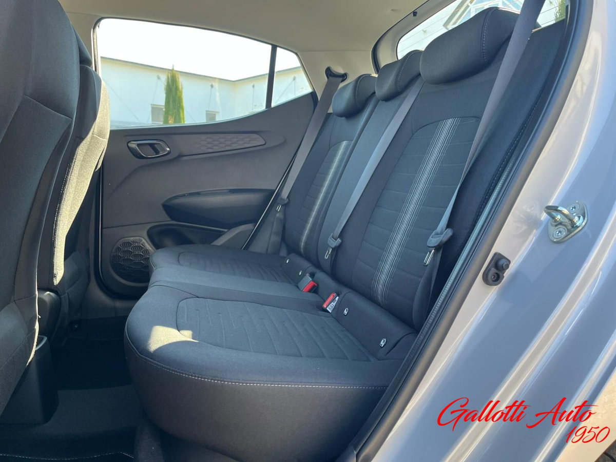 Hyundai i10 1.0 mpi Connectline 63cv (13)