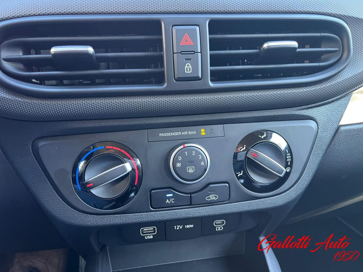 Hyundai i10 1.0 mpi Connectline 63cv (16)