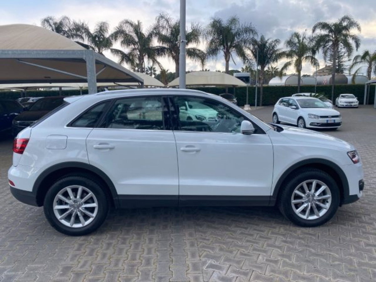 Audi Q3 2.0 TDI 177 CV quattro S tronic Advanced Plus (19)