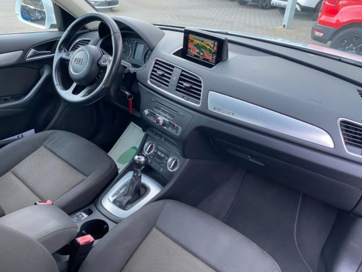 Audi Q3 2.0 TDI 177 CV quattro S tronic Advanced Plus (9)