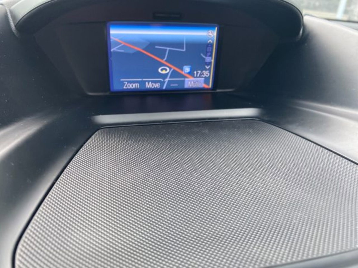 Ford Kuga 2.0 TDCI 150 CV S&S 4WD Powershift Titanium (14)