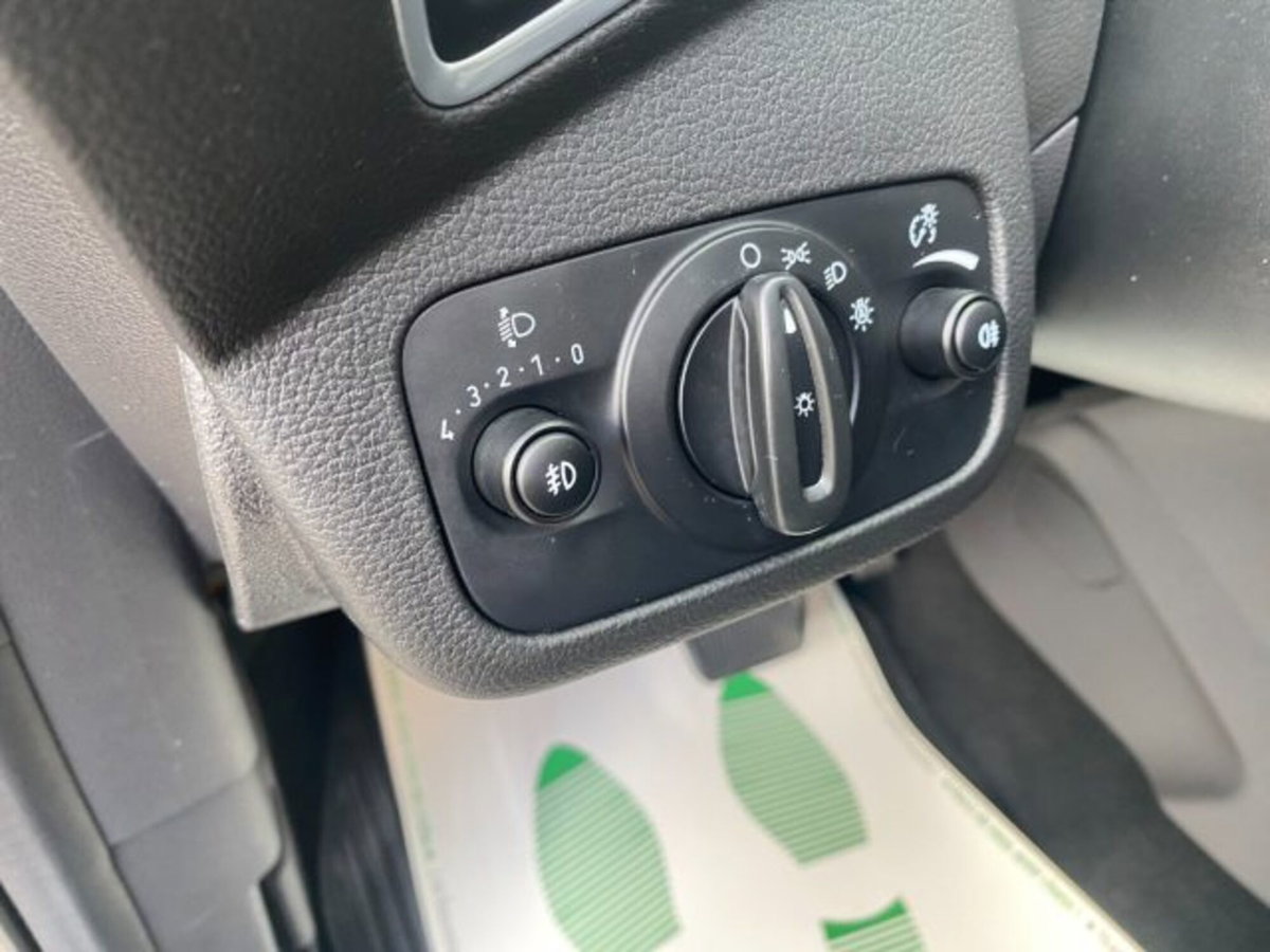 Ford Kuga 2.0 TDCI 150 CV S&S 4WD Powershift Titanium (16)