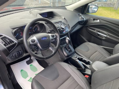 Ford Kuga 2.0 TDCI 150 CV S&S 4WD Powershift Titanium (5)