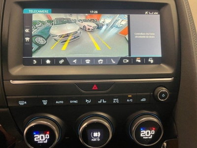 Jaguar E-Pace 2.0D 150 CV R-Dynamic S (12)