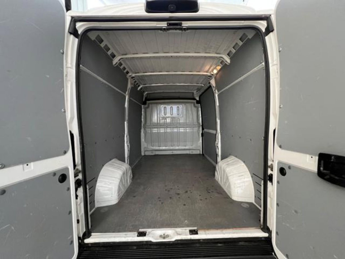 Fiat Ducato Furgone Vetrato 35 MH2 2.2 mjt3 140cv  serie 8 (11)
