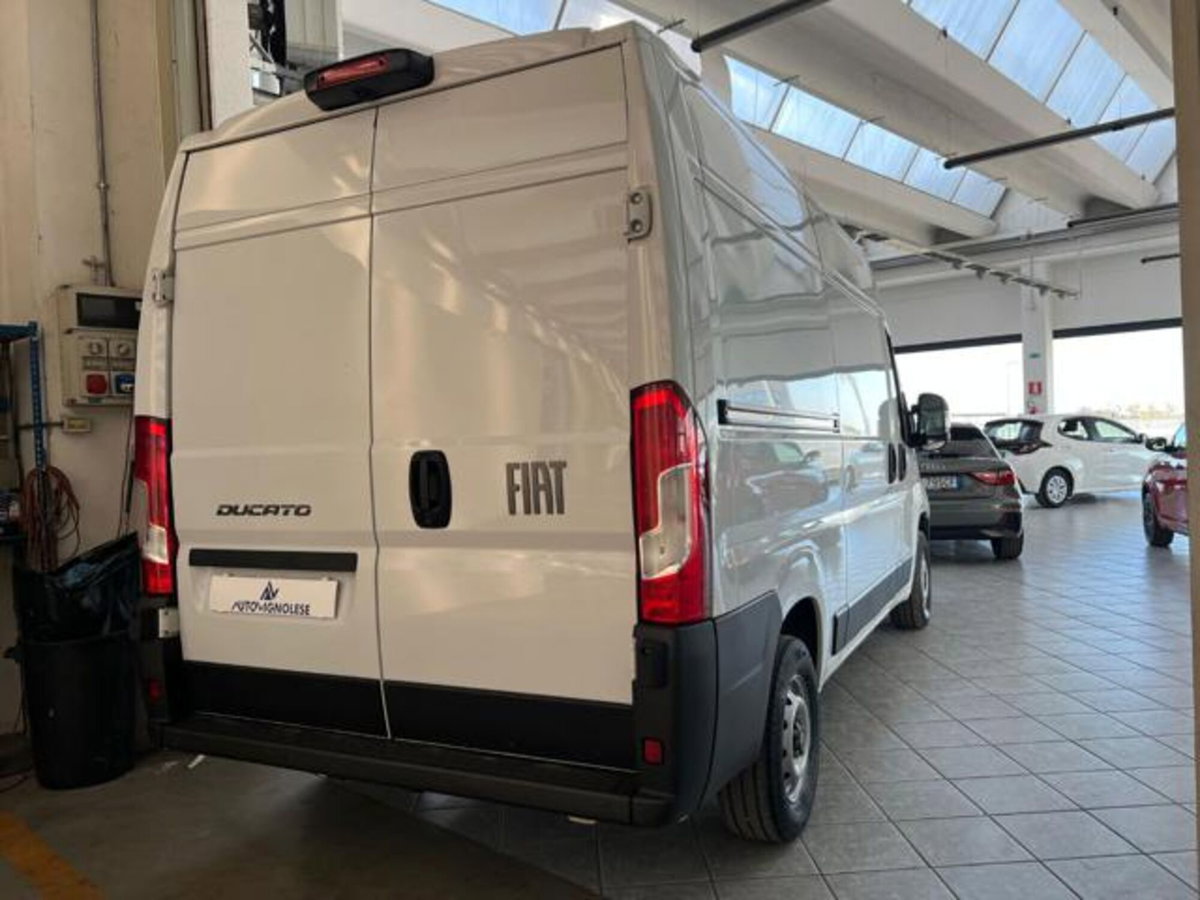 Fiat Ducato Furgone Vetrato 35 MH2 2.2 mjt3 140cv  serie 8 (4)