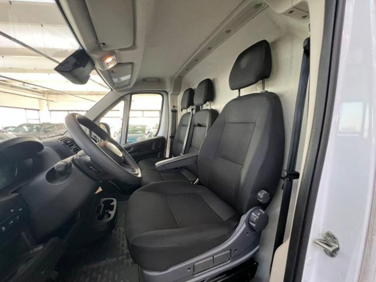 Fiat Ducato Furgone Vetrato 35 MH2 2.2 mjt3 140cv  serie 8 (8)