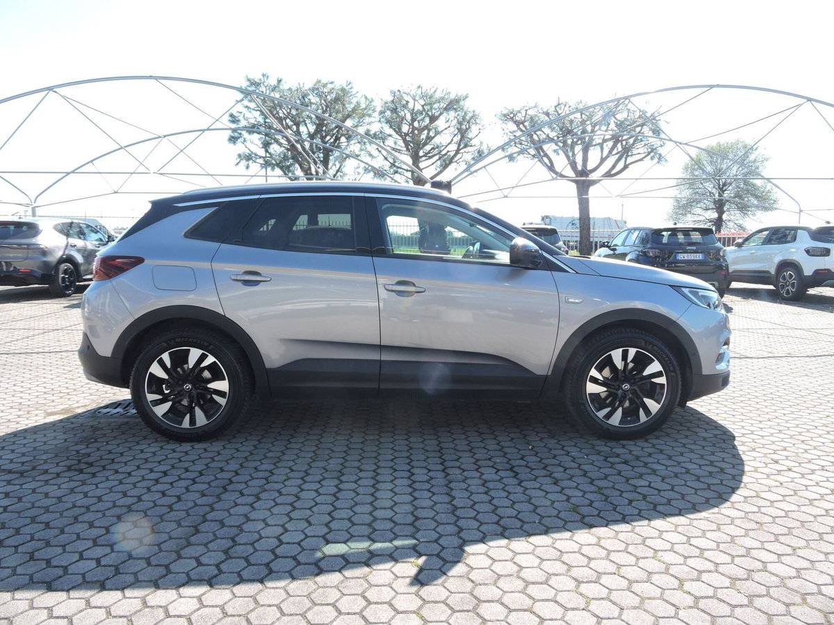 Opel Grandland X 1.5 diesel Ecotec Start&Stop Innovation (4)