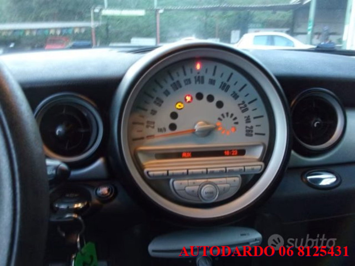 MINI Mini Clubman 1.6 16V Cooper D Chili Clubman (13)