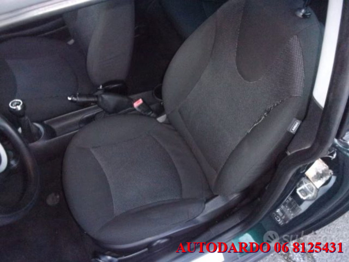 MINI Mini Clubman 1.6 16V Cooper D Chili Clubman (8)