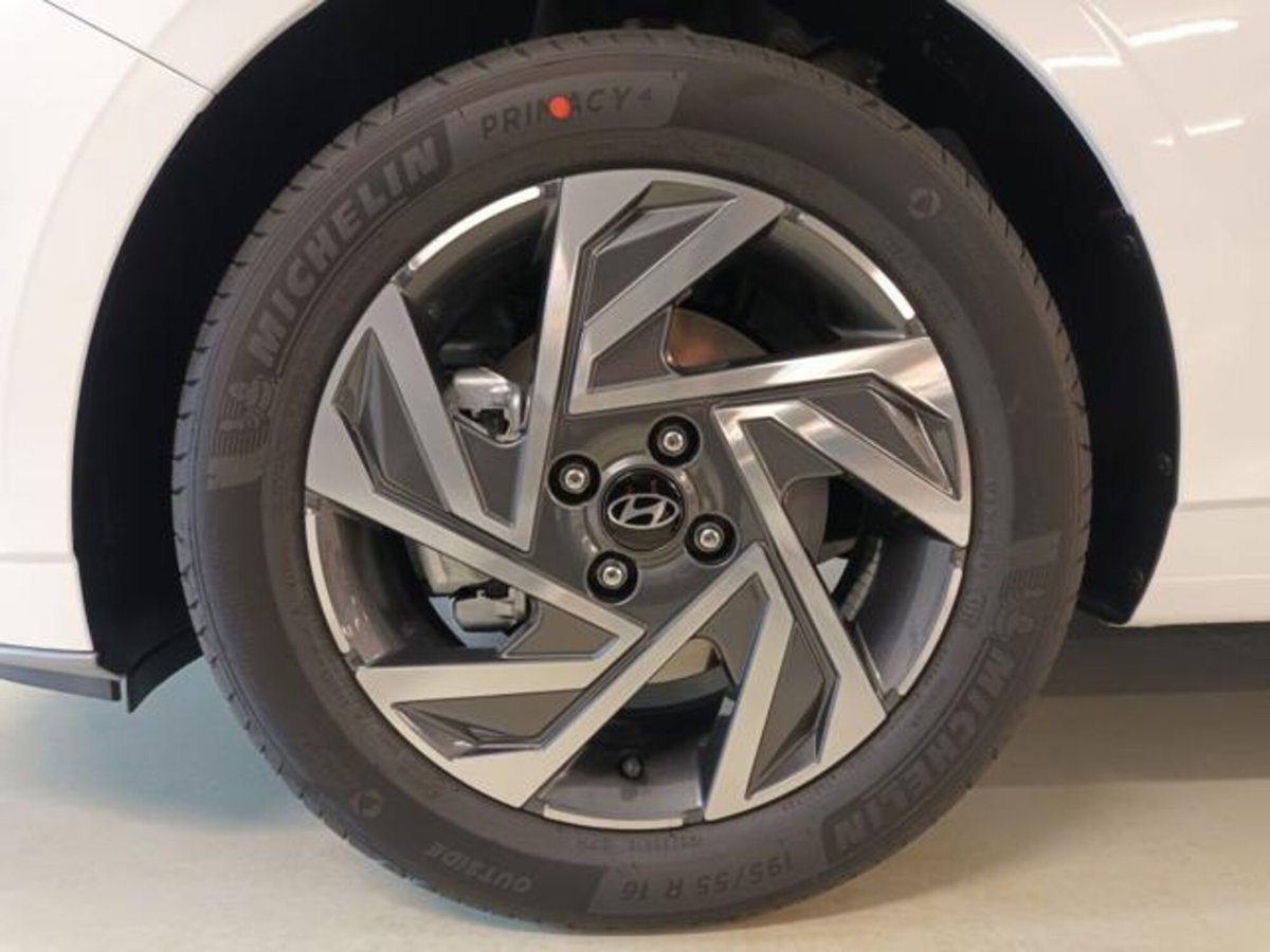 Hyundai i20 1.0 t-gdi Connectline 90cv dct (14)