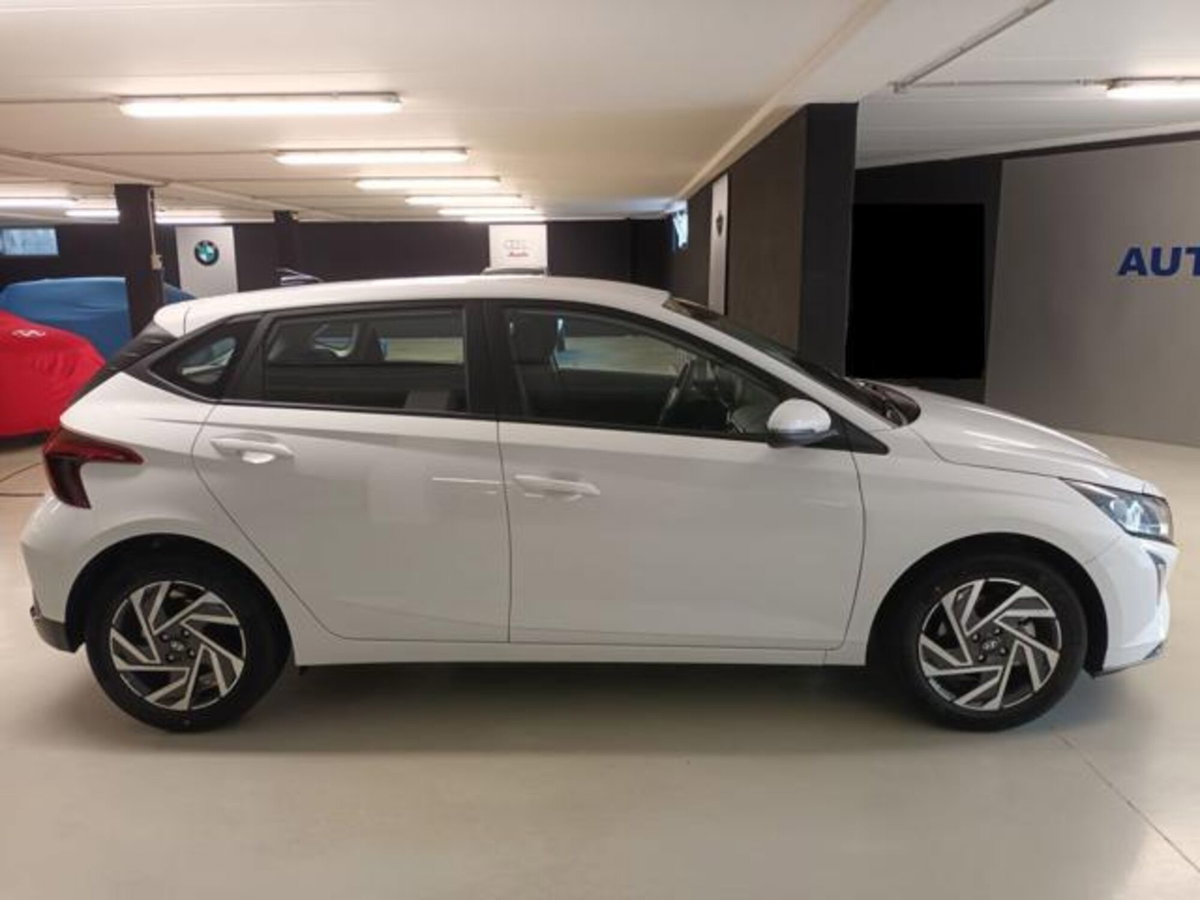 Hyundai i20 1.0 t-gdi Connectline 90cv mt (9)