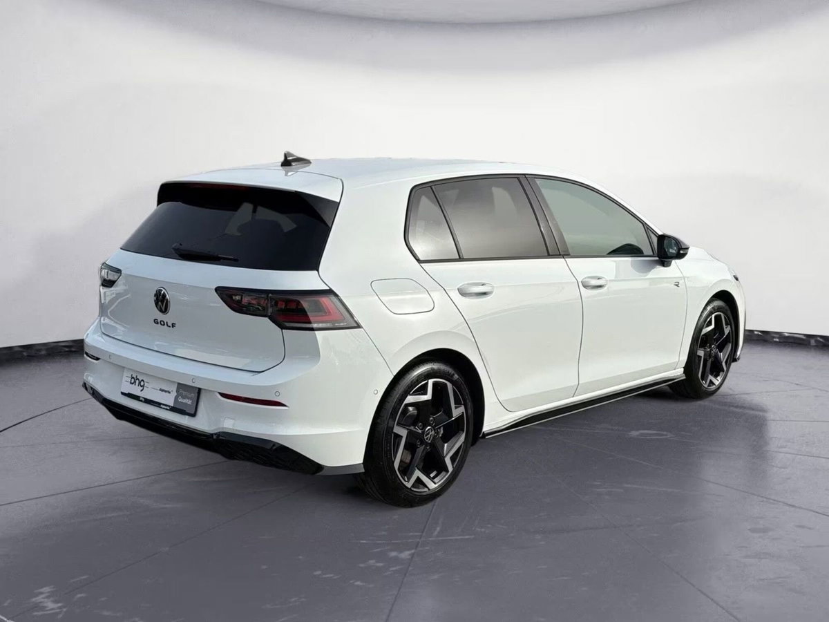 Volkswagen Golf 1.5 eTSI 150 CV EVO ACT DSG R-Line (2)