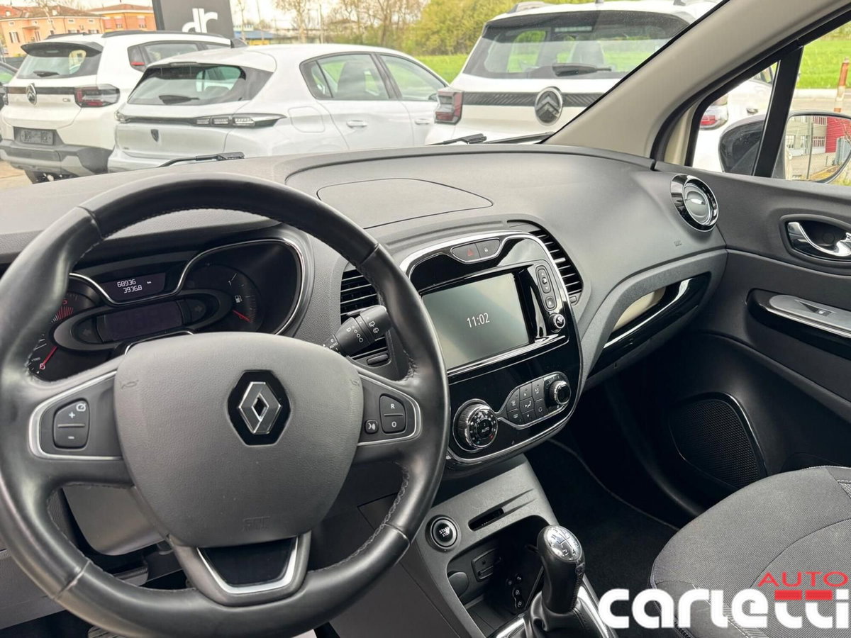 Renault Captur 1.5 dCi 8V 90 CV EDC Start&Stop Energy R-Link (13)