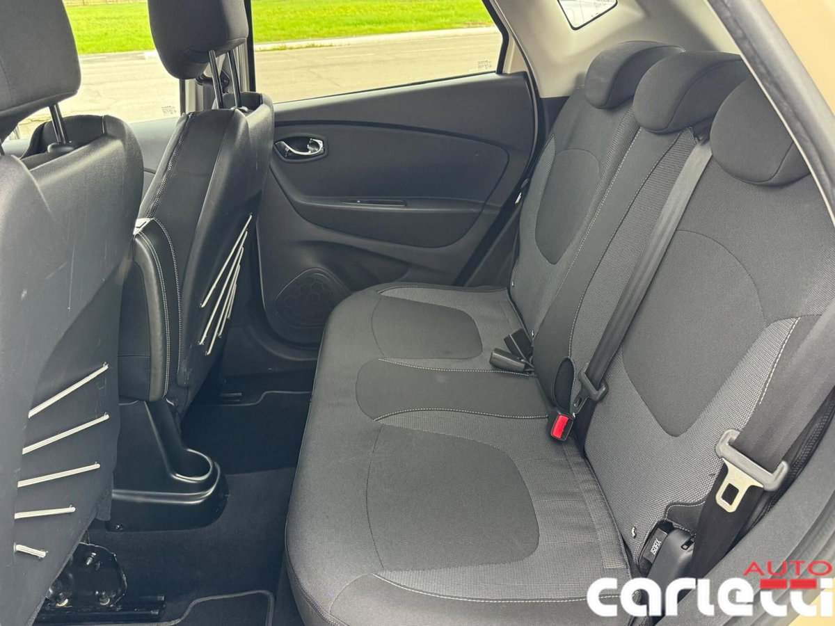 Renault Captur 1.5 dCi 8V 90 CV EDC Start&Stop Energy R-Link (14)