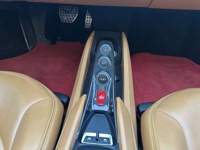 Ferrari F8 Spider F8 Spider (14)