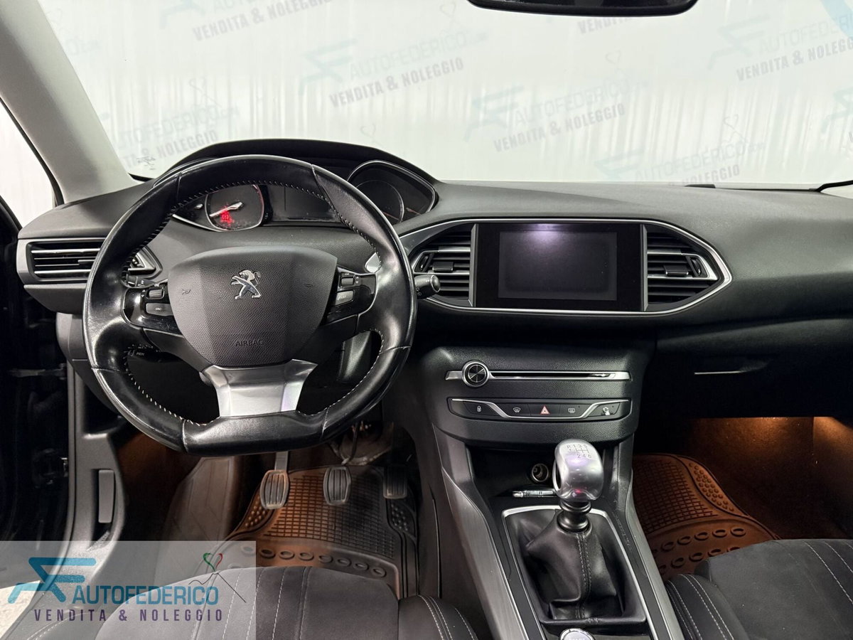 Peugeot 308 SW BlueHDi 120 S&S Allure (10)