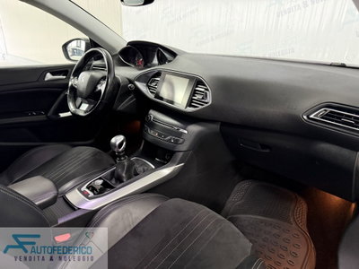 Peugeot 308 SW BlueHDi 120 S&S Allure (14)