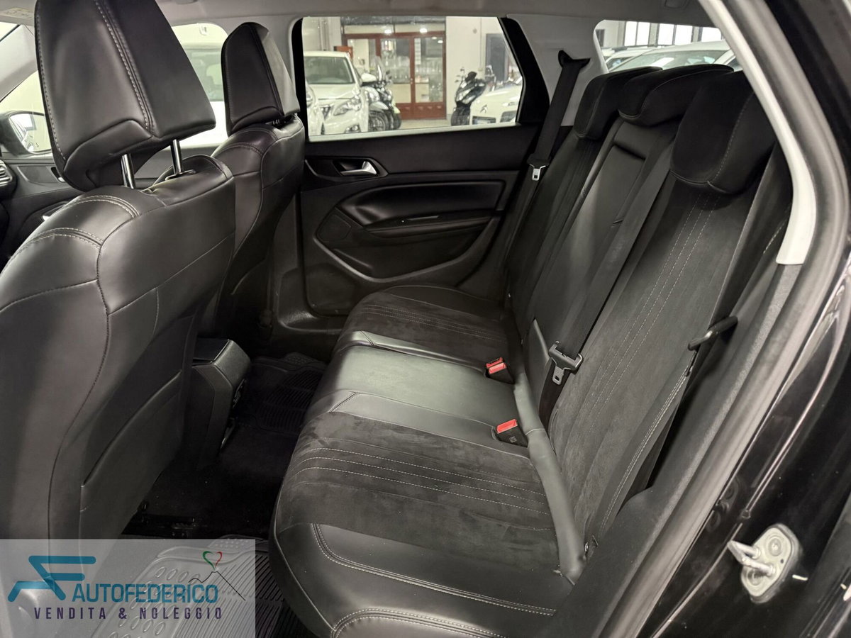 Peugeot 308 SW BlueHDi 120 S&S Allure (9)