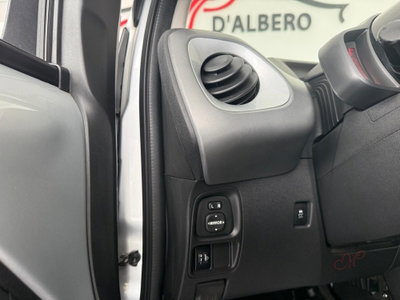 Toyota Aygo 1.0 VVT-i 72 CV 5 porte x-cool MMT (11)