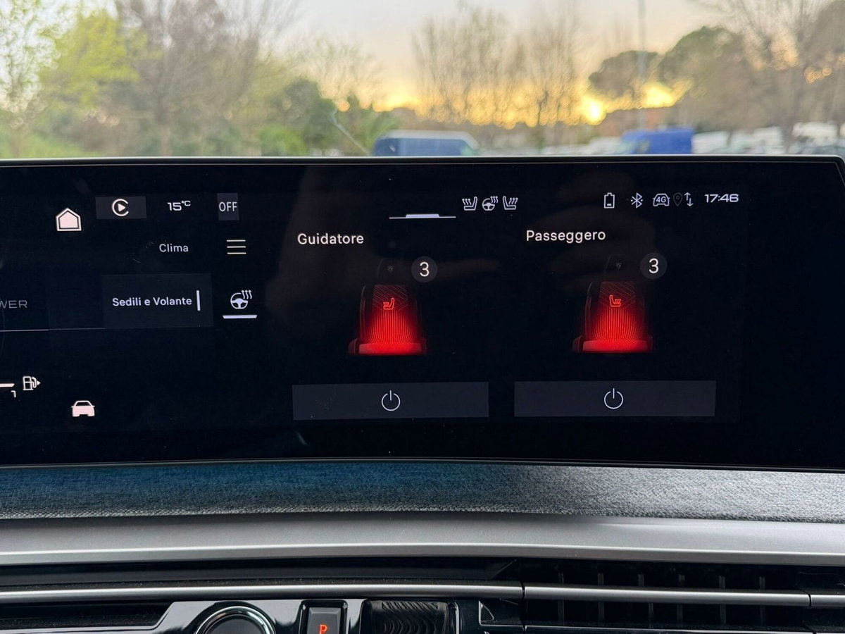 Peugeot 3008 1.2 hybrid GT 145cv e-dcs6 (12)
