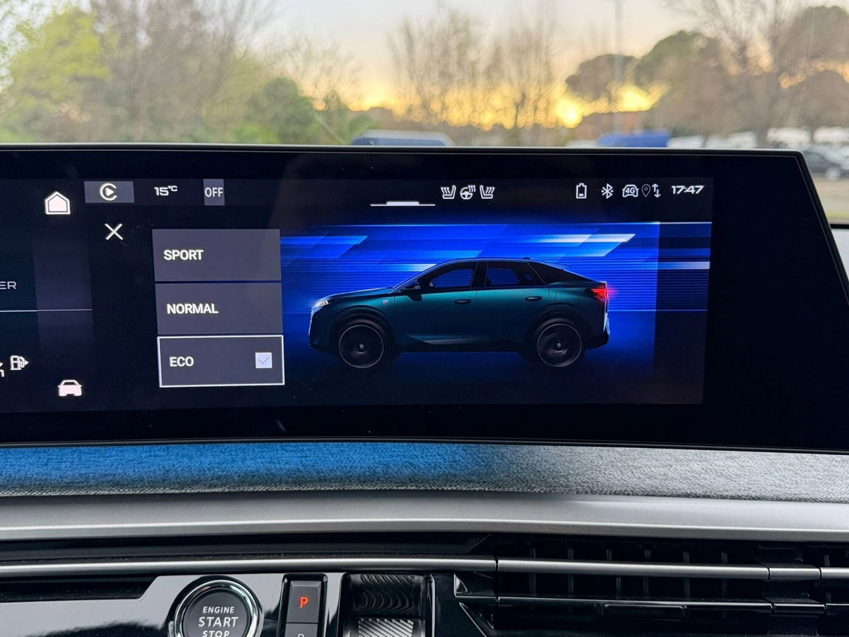 Peugeot 3008 1.2 hybrid GT 145cv e-dcs6 (16)