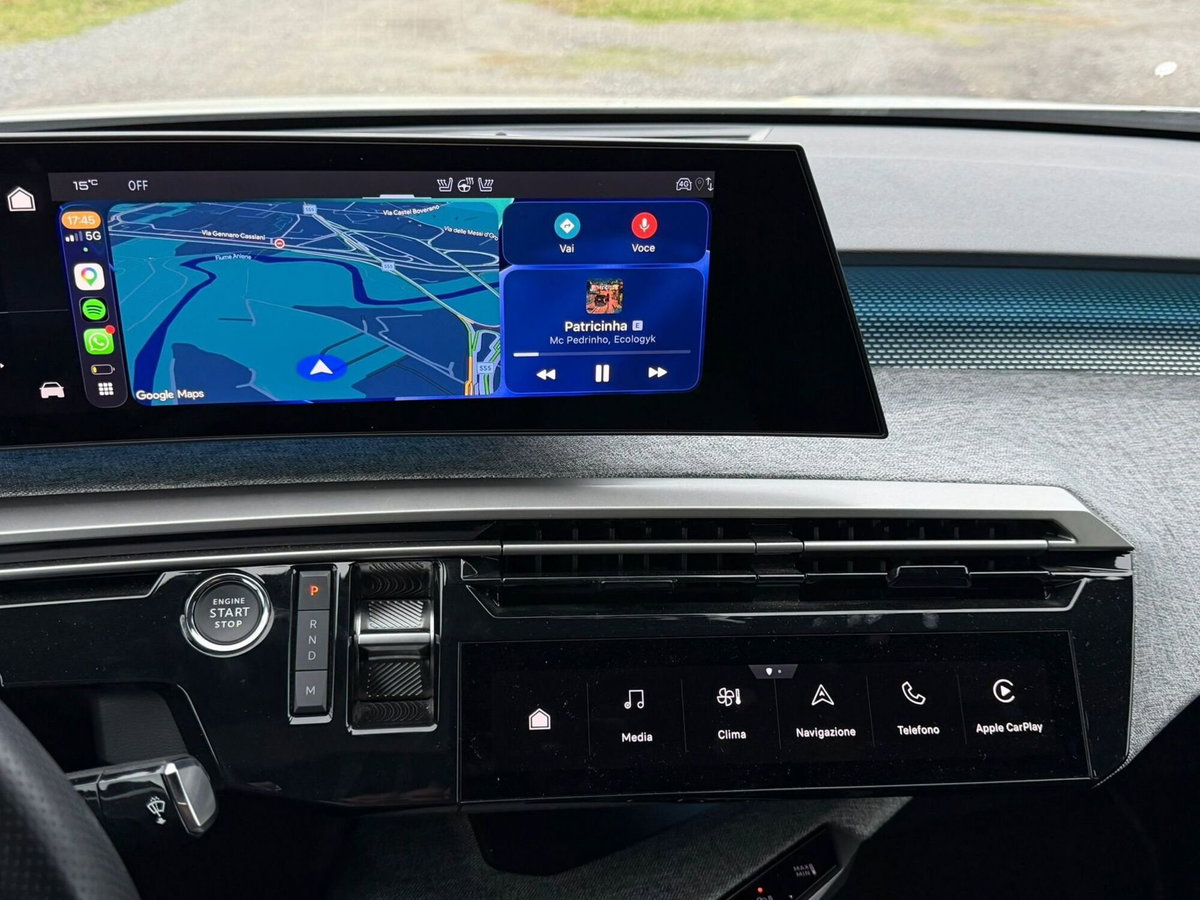 Peugeot 3008 1.2 hybrid GT 145cv e-dcs6 (9)