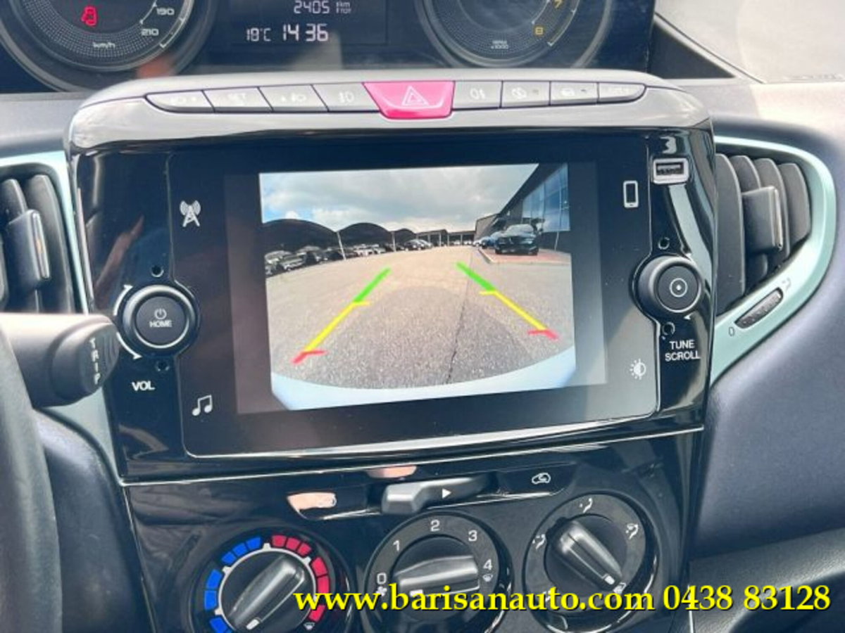 Lancia Ypsilon 1.0 FireFly 5 porte S&S Hybrid Gold Plus (14)