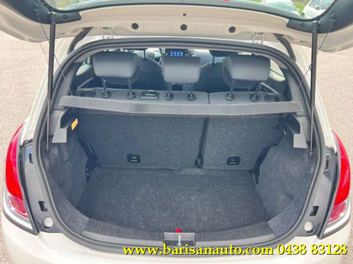 Lancia Ypsilon 1.0 FireFly 5 porte S&S Hybrid Gold Plus (8)