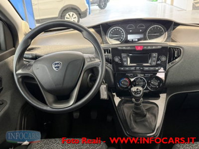 Lancia Ypsilon 1.0 FireFly 5 porte S&S Hybrid Silver Plus (10)