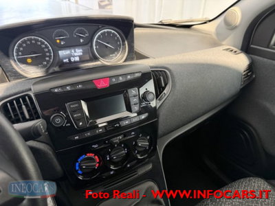 Lancia Ypsilon 1.0 FireFly 5 porte S&S Hybrid Silver Plus (14)