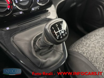 Lancia Ypsilon 1.0 FireFly 5 porte S&S Hybrid Silver Plus (16)