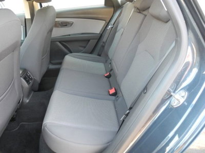 SEAT Leon ST 1.6 TDI 115 CV DSG Business (12)
