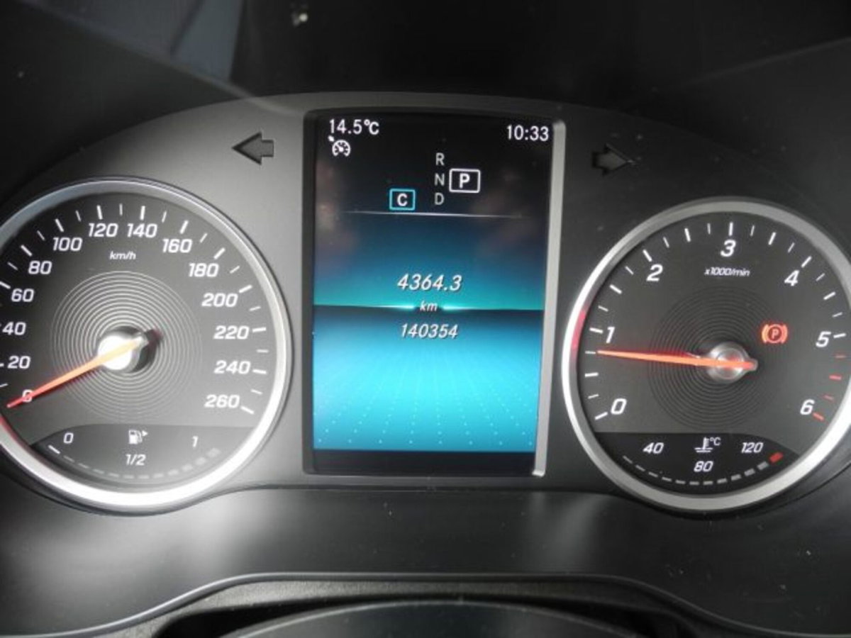 Mercedes-Benz GLC SUV 300 d 4Matic Business (16)