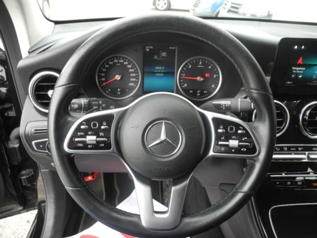 Mercedes-Benz GLC SUV 300 d 4Matic Business (5)
