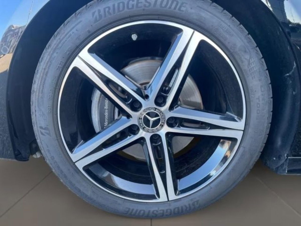 Mercedes-Benz Classe A 220 d AMG Line Premium Plus auto (2)